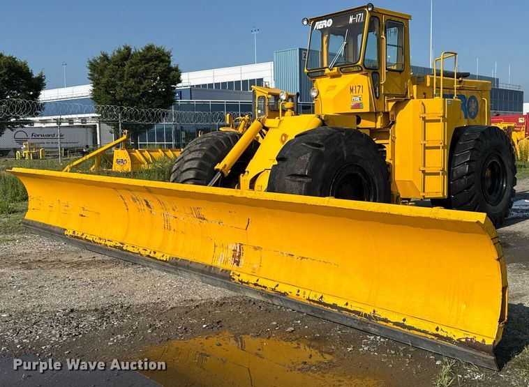 1976 Michigan 280C wheeled dozer - MZ9400