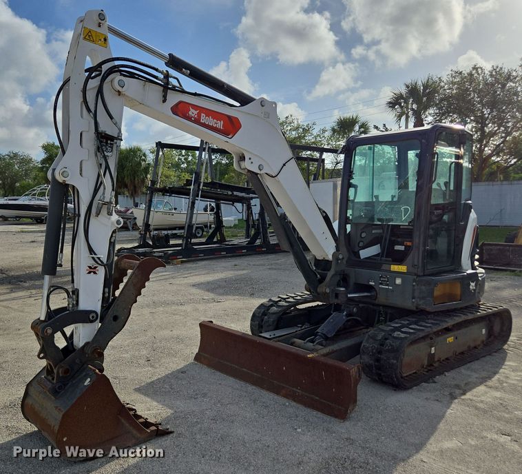 2021 Bobcat E60 mini excavator - YA0745