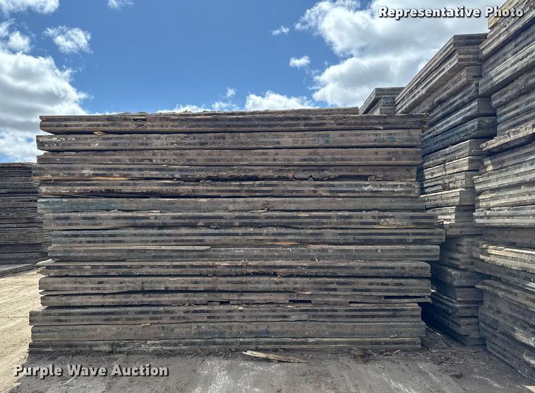 (15) crane mats  - ZA0666