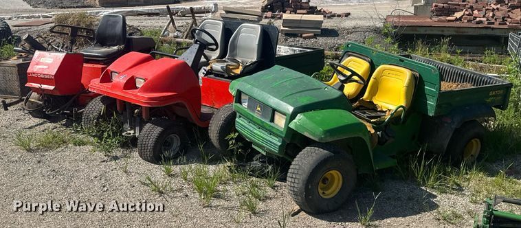 John Deere  Gator Turf utility vehicle - DU9384