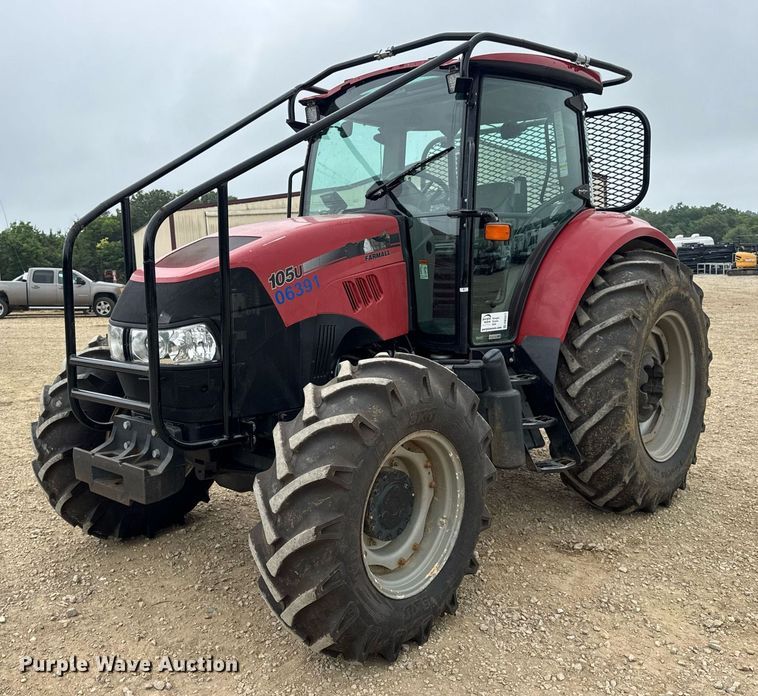 2014 Case IH Farmall 105U MFWD tractor - DW3377