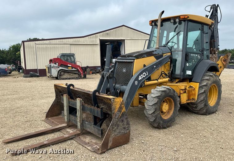 2008 John Deere 410J backhoe - DW3382