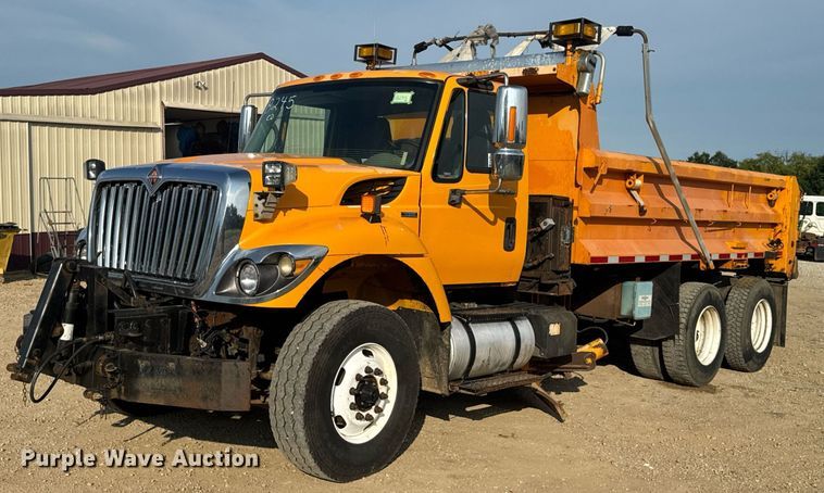 2009 International WorkStar 7500 dump truck - DW3405