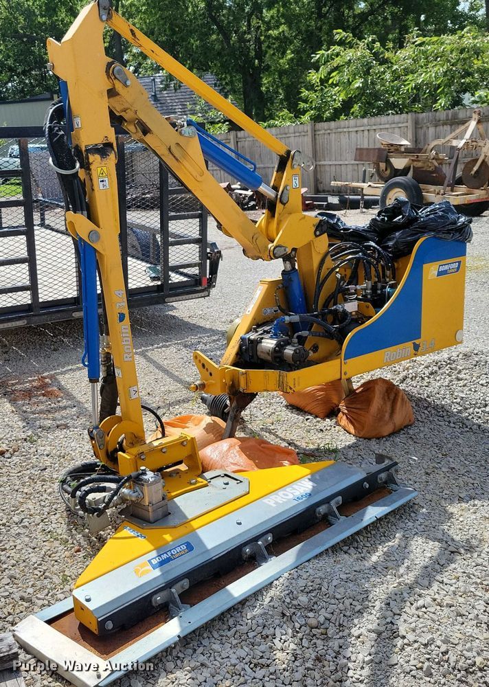 2017 Bomford Turner Robin 3.4 boom mower - DX7178
