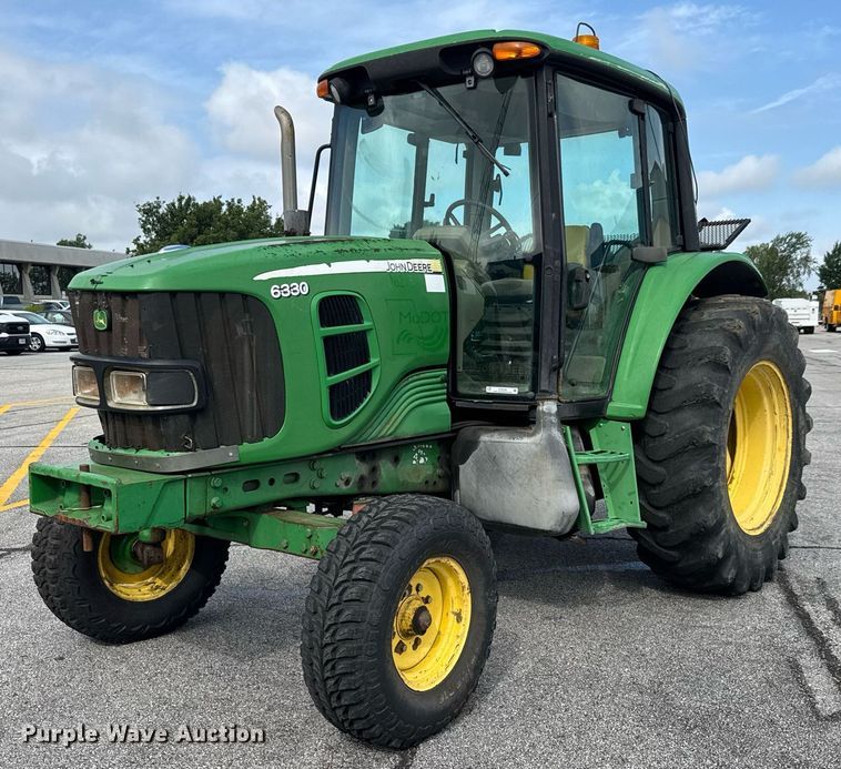 2009 John Deere 6330 tractor - DY0339