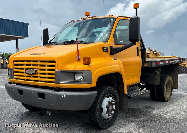 2009 Chevrolet C4500 dump flatbed truck - DY0348