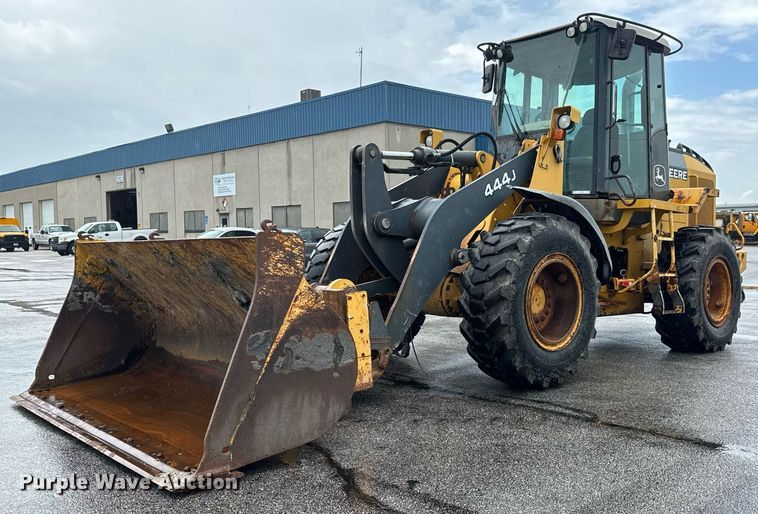 2006 John Deere 444J wheel loader - DY0354