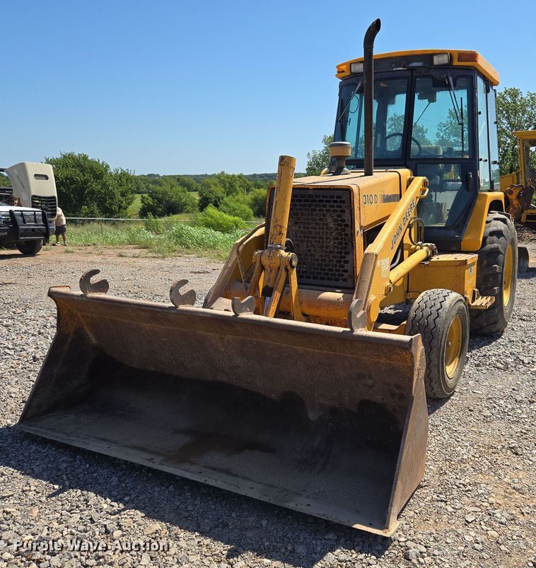 1992 John Deere 310D backhoe - DY0820