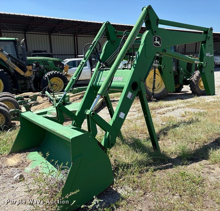 2006 John Deere 740 Classic loader - DY0834