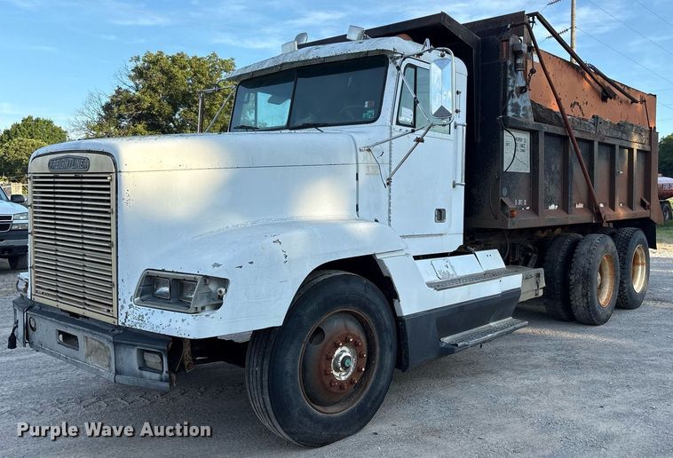 1990 Freightliner USF-1E dump truck - DY0839
