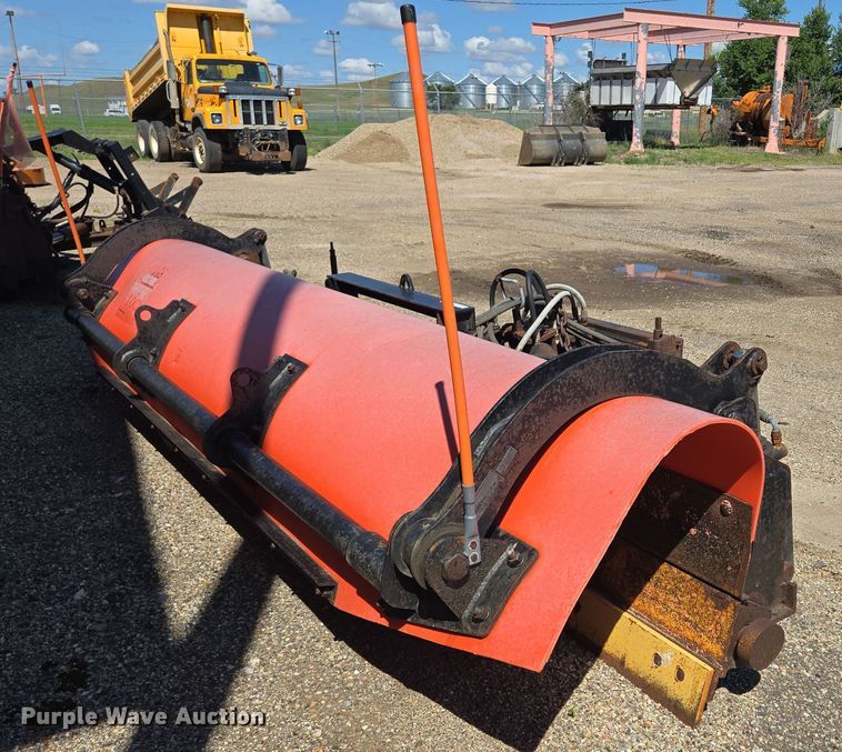 Frink America 12' W snow plow - DY0986