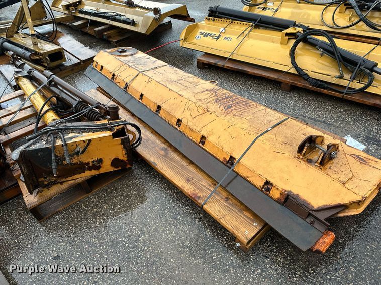 (2) wing plows - EB2781