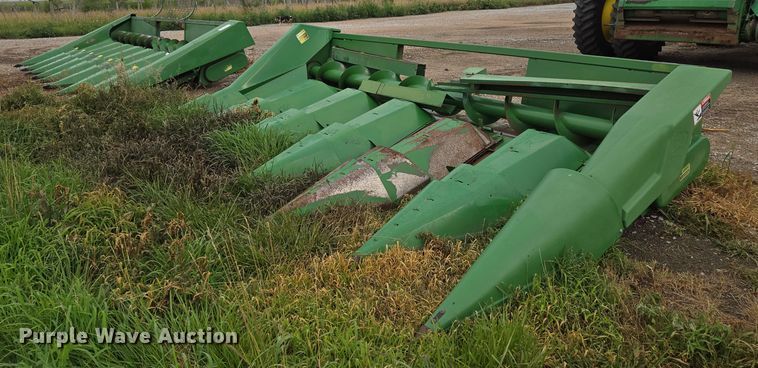 (2) John Deere corn heads - DR3886
