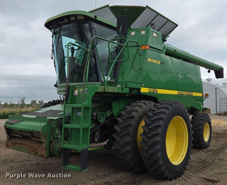 1998 John Deere 9610 Maximizer  RWA combine - DR3887
