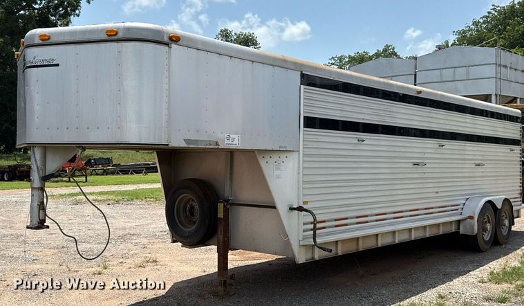 1996 Sundowner livestock trailer - DW5130