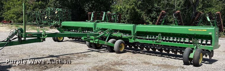 1992 John Deere 455 grain drill - DY0778