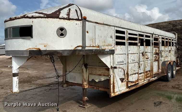 livestock trailer - DZ8743