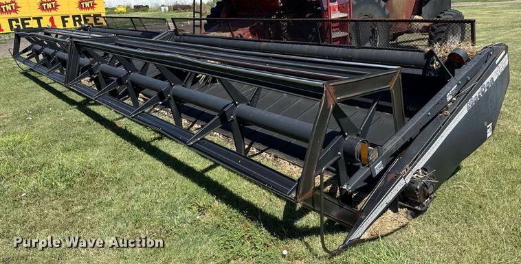 1995 MacDon 960 flex draper head - DZ8773