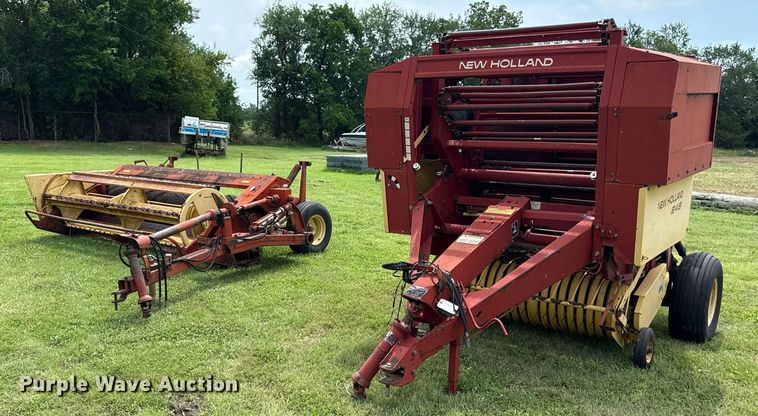 New Holland hay equipment - ED4338