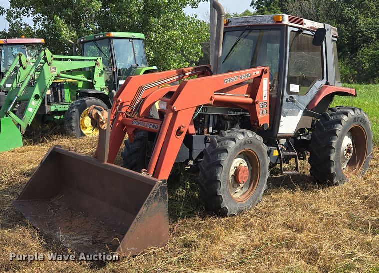 Case IH 4210 MFWD tractor - EF1818