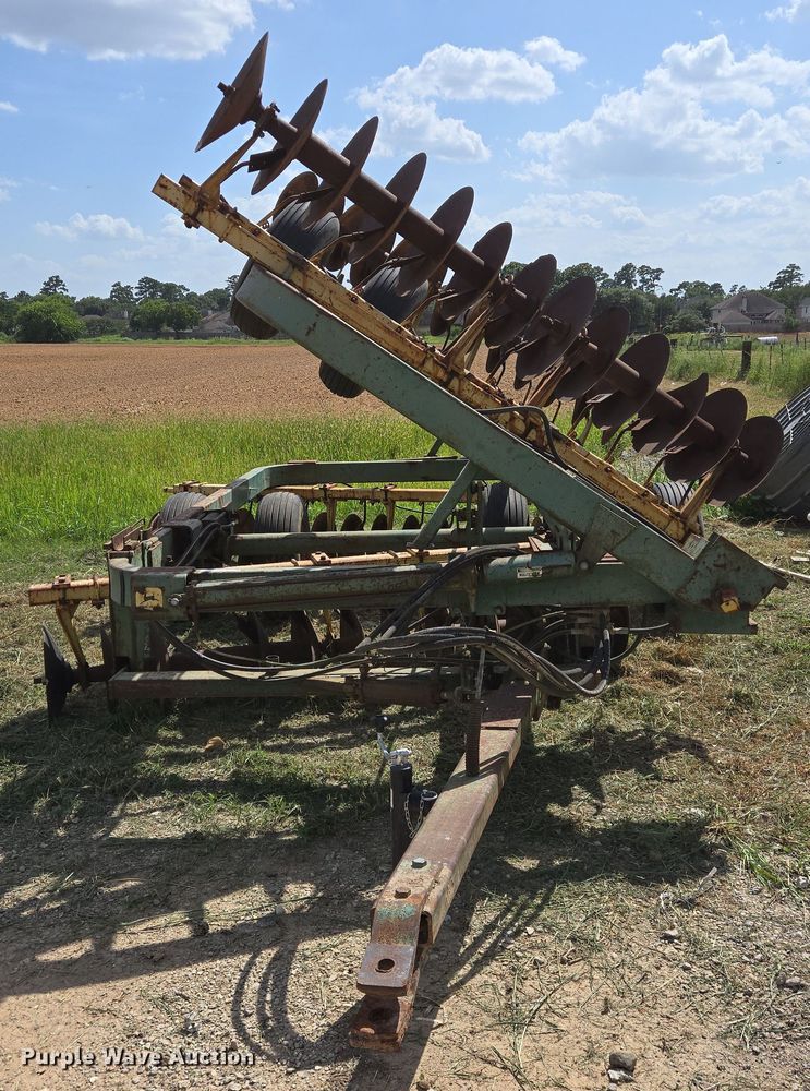 John Deere off-set disk - EQ2616