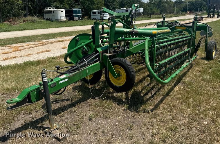 John Deere 705 hay rake - ER2161