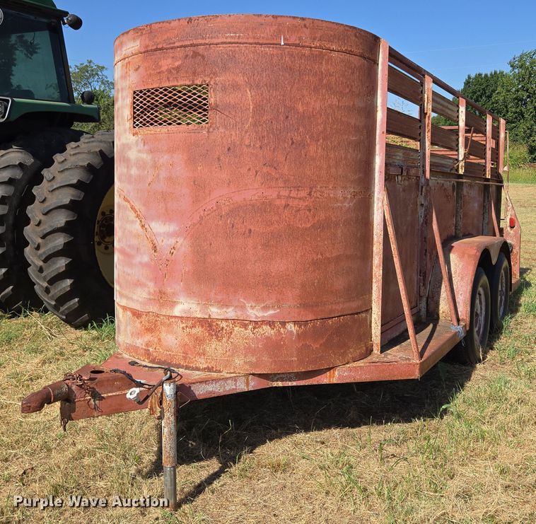Shop built livestock trailer - EU3520