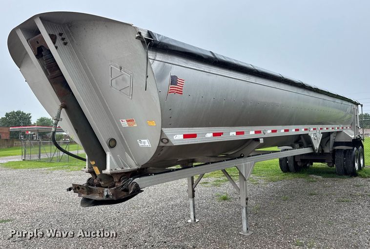 2013 Travis end dump trailer - DW3420