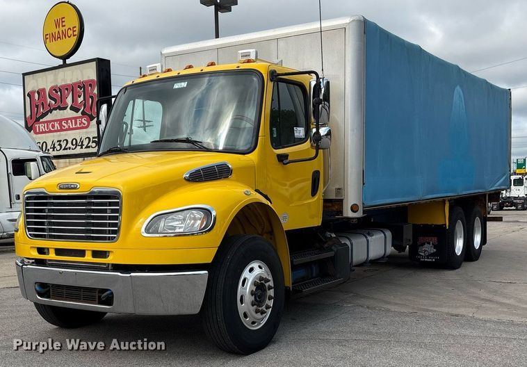 2014 Freightliner M2 106 curtain box truck - EC4351
