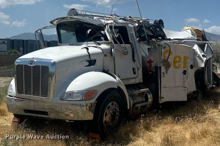 2022 Peterbilt 337 utility / service truck - EQ0511