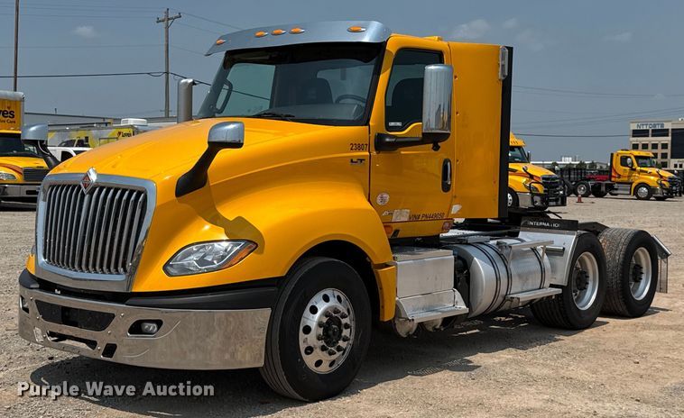 2023 International LT625 semi truck - EU2021