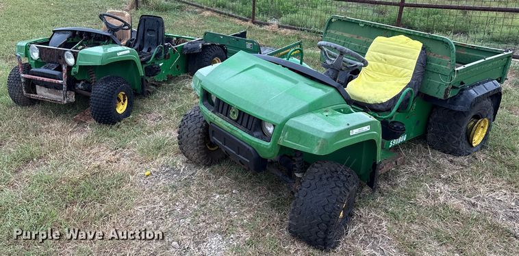 John Deere Gator (2) John Deere Gator utility vehicles - DX5701