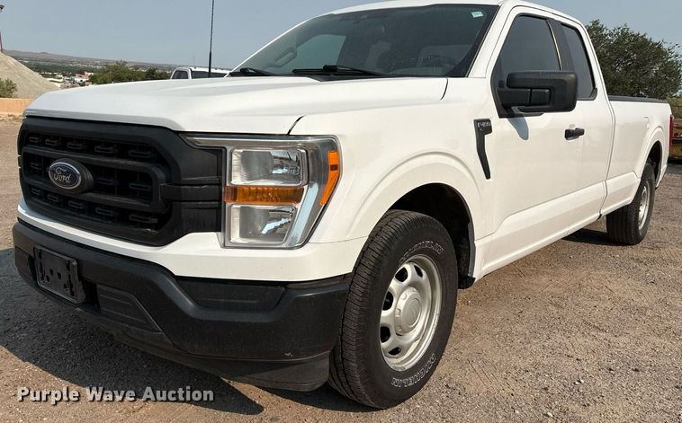2021 Ford F150 SuperCab pickup truck - DX8013