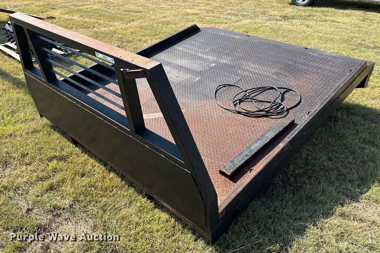 Hydraulic bale bed - DZ8839