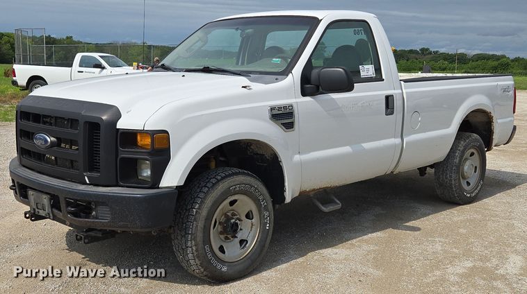 2008 Ford F250 Super Duty XL pickup truck - EF1806