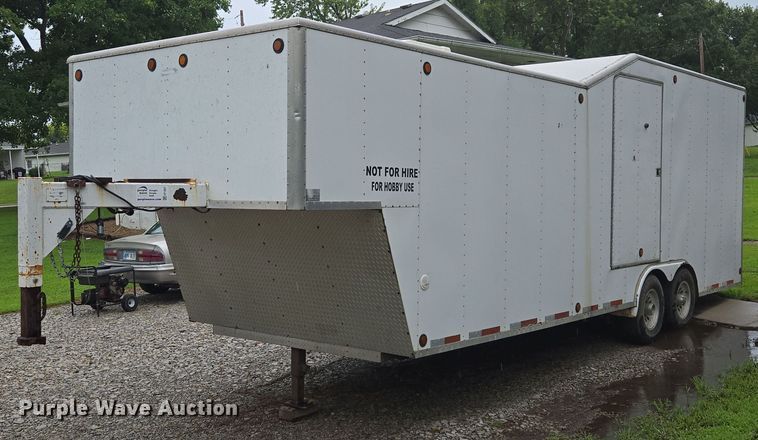 2004 ASSEMBLED enclosed cargo trailer - EF1857