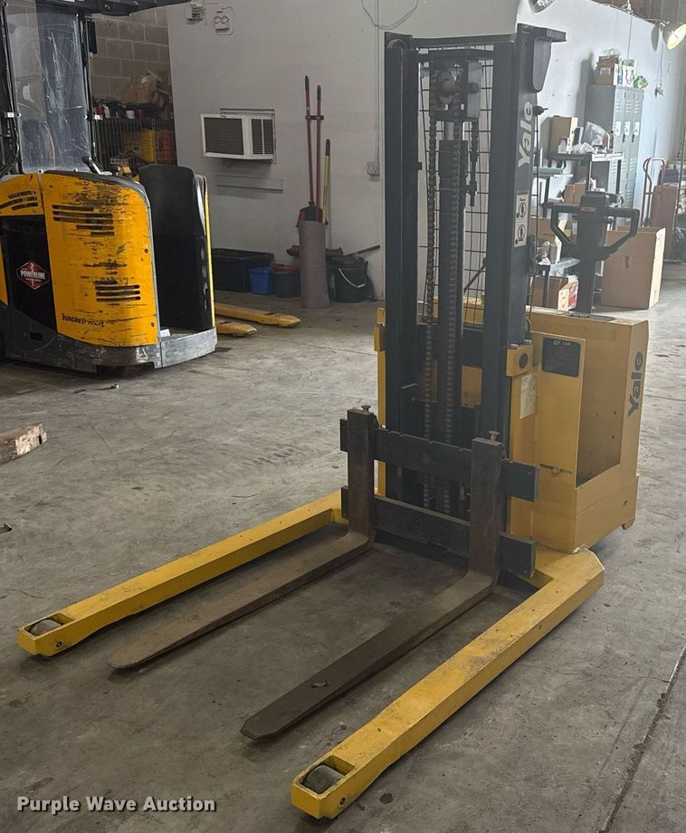 2025 Yale MSW040LCN24TV072 pallet jack - EG8151