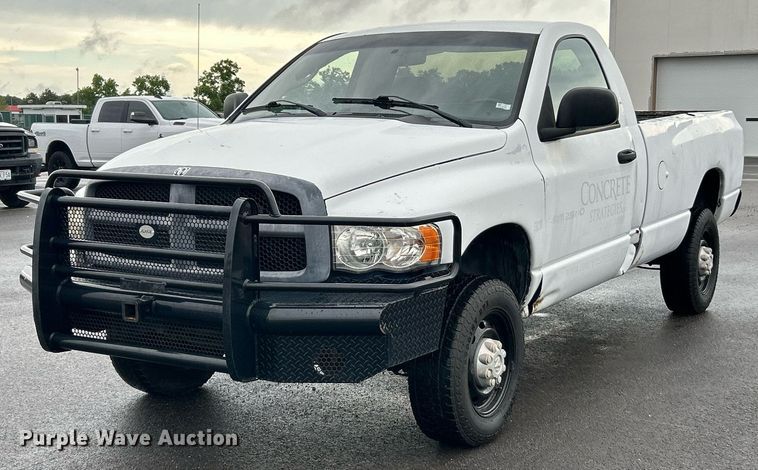 2005 Dodge Ram 2500 pickup truck - EK8380