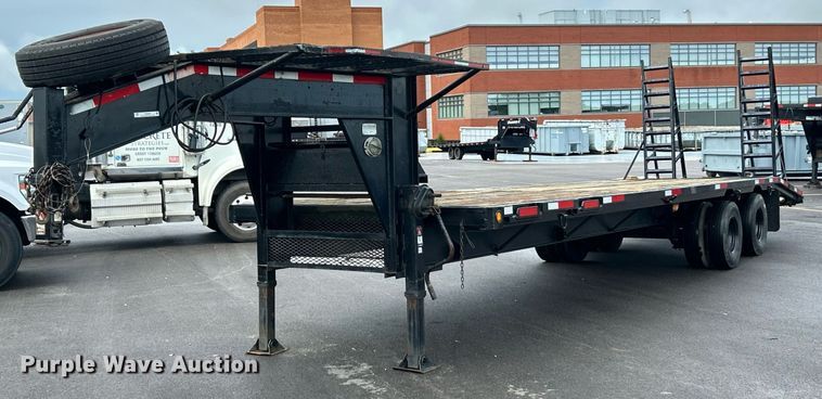 1996 L&S Trailers equipment trailer - EK8383