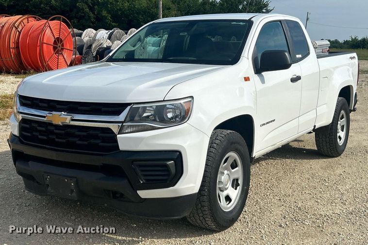 2021 Chevrolet Colorado Ext. Cab pickup truck - EK8419