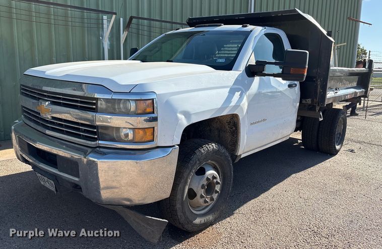 2016 Chevrolet Silverado 3500HD dump bed pickup truck - EM0515