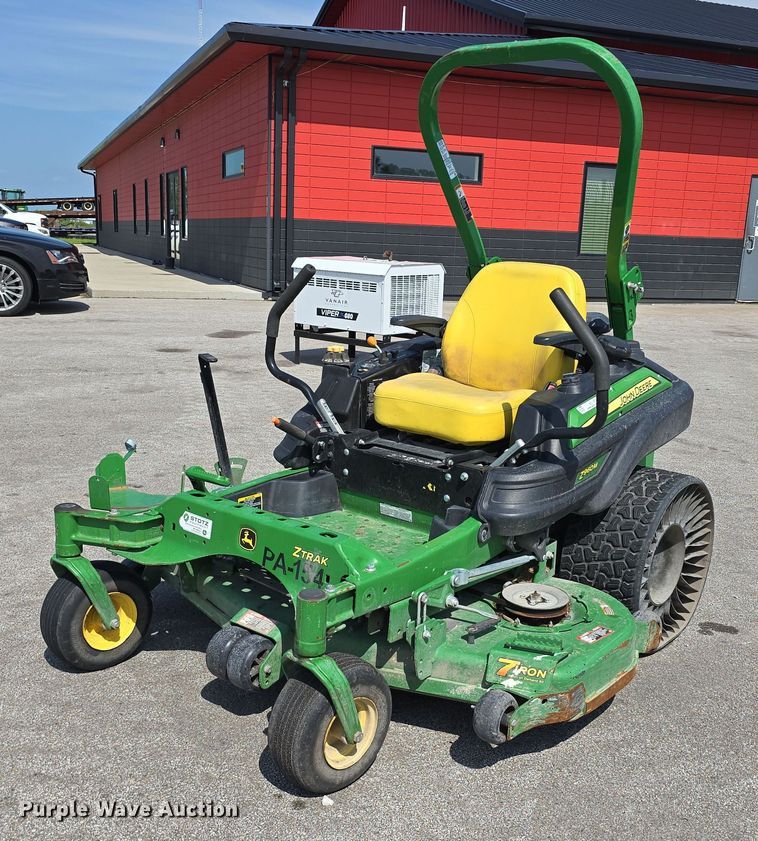 2017 John Deere Z960M ZTR lawn mower - EO1577