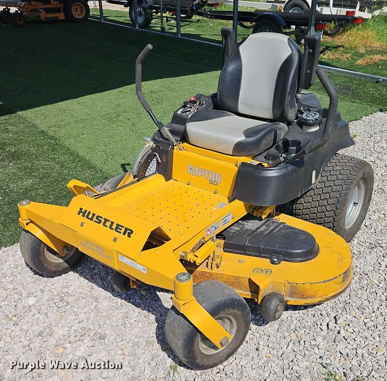 Hustler 938696 ZTR lawn mower - EO4576