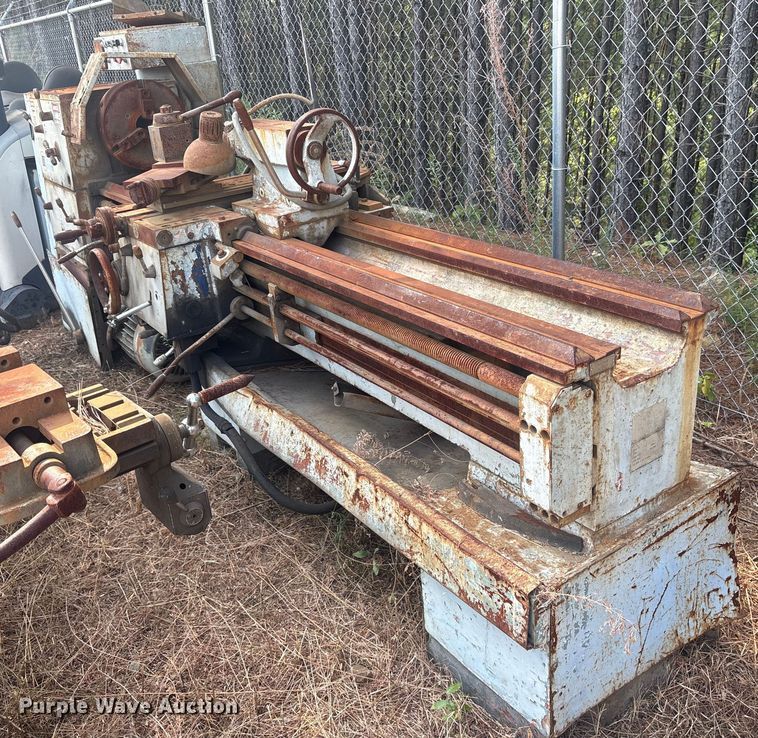 Ponar Wrockar TUR-50 lathe - ET7004