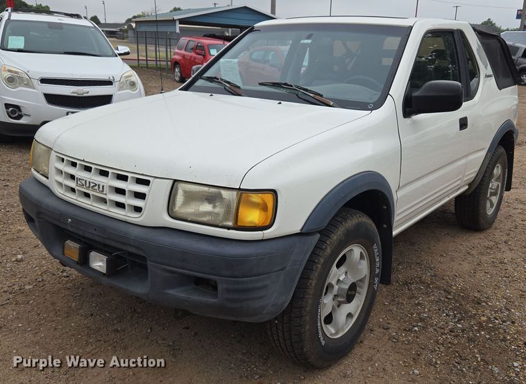 1999 Isuzu Amigo SUV - EU3532