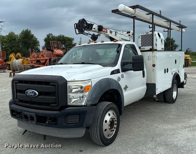 2011 Ford F550 utility / service truck - DJ9681