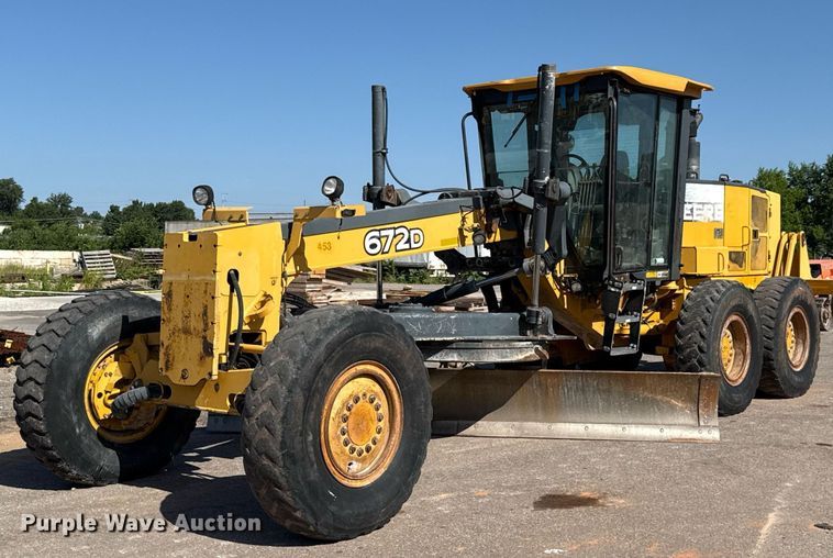 2005 John Deere 672D motor grader - DO7192