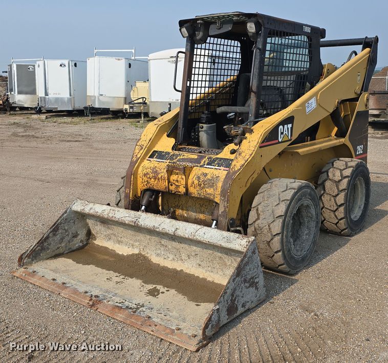 2003 Caterpillar 262 skid steer loader - DR3846