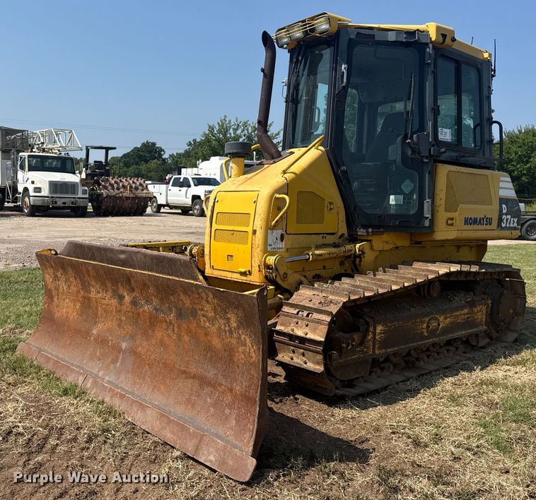 2008 Komatsu D37EX-22 dozer - DS3850