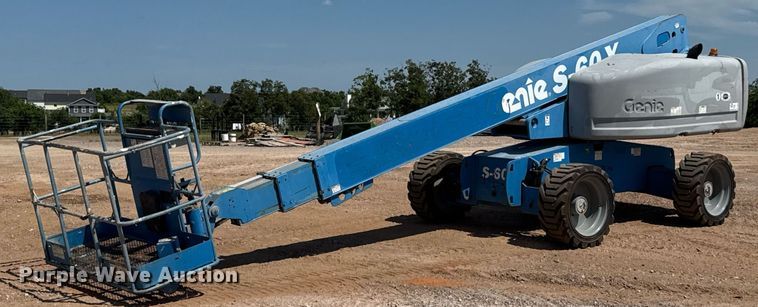 2012 Genie S-60X boom lift - DT6722